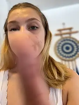 Emaline Fane online show from 10-08-25, 06:55