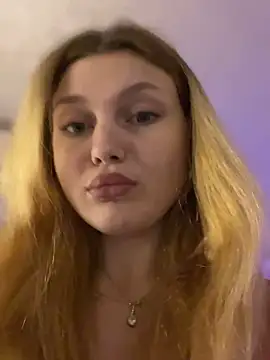 Emaline Fane online show from 12-17-25, 06:03