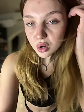 Emaline Fane online show from 07-08-26, 06:23