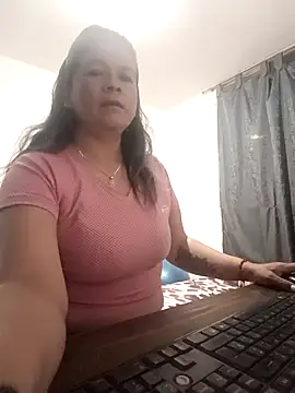 SolVegaNaciente online show from 01-08-26, 02:36