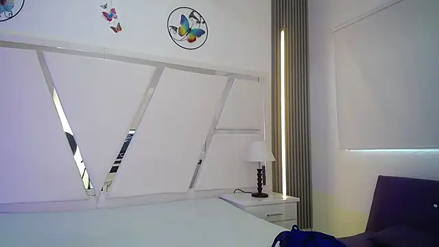 Mia garcia28 online show from 11-08-25, 07:45