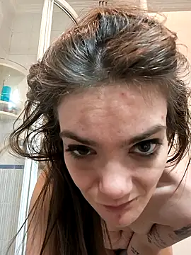 Snapshot of Junani2231 chatting on 03-05-26, 05:58 Junani2231 online show from 03-05-26, 05:58