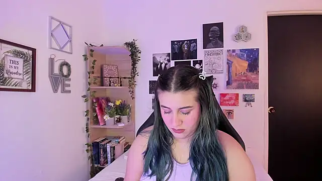 Snapshot of Lana_Herondale chatting on 11-05-25, 09:15 Lana Herondale online show from 11-05-25, 09:15