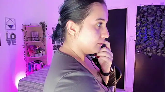 Snapshot of Lana_Herondale chatting on 11-26-25, 09:10 Lana Herondale online show from 11-26-25, 09:10