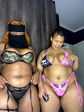 Snapshot of Thick_Ass_Barbiie chatting on 01-18-26, 02:32 Thick Ass Barbiie online show from 01-18-26, 02:32