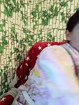 Snapshot of LadyNora chatting on 09-23-25, 05:10 LadyNora online show from 09-23-25, 05:10