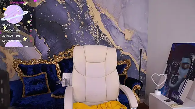 LilElfie online show from 11-13-25, 08:52