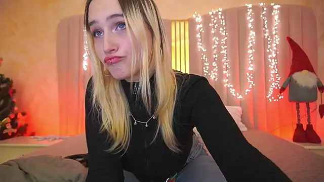 LilElfie online show from 01-07-26, 02:08