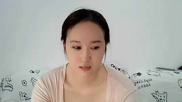 Snapshot of Belinda66 chatting on 09-28-25, 07:14 Belinda66 online show from 09-28-25, 07:14