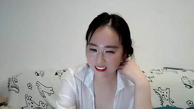 Snapshot of Belinda66 chatting on 10-06-25, 02:25 Belinda66 online show from 10-06-25, 02:25