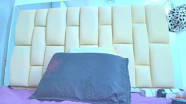 Snapshot of sweet_amye chatting on 09-19-25, 07:14 sweet amye online show from 09-19-25, 07:14