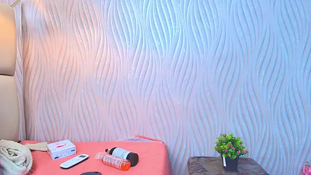 Snapshot of sweet_amye chatting on 10-14-25, 07:03 sweet amye online show from 10-14-25, 07:03