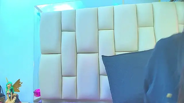 Snapshot of sweet_amye chatting on 10-25-25, 07:08 sweet amye online show from 10-25-25, 07:08