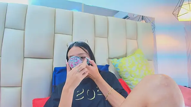 Snapshot of sweet_amye chatting on 01-10-26, 07:26 sweet amye online show from 01-10-26, 07:26