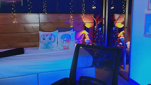 hanna kimura online show from 11-24-25, 07:35