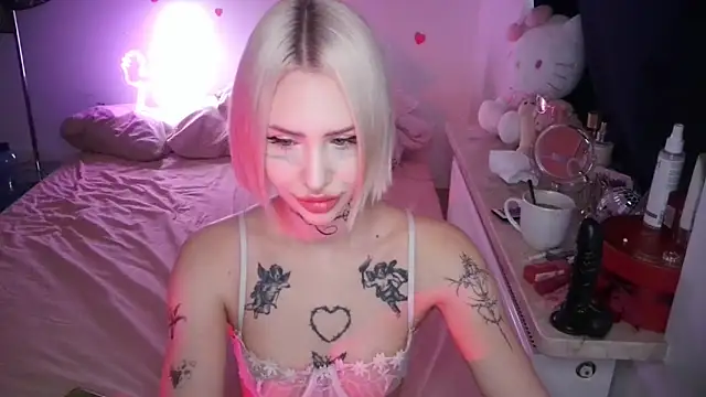 Snapshot of yourscirilla chatting on 03-11-26, 03:07 yourscirilla online show from 03-11-26, 03:07