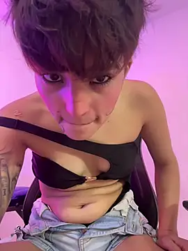 DayanaDG online show from 04-29-26, 05:41