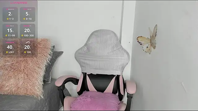 Snapshot of mari-ross chatting on 07-18-26, 02:27 mari-ross online show from 07-18-26, 02:27