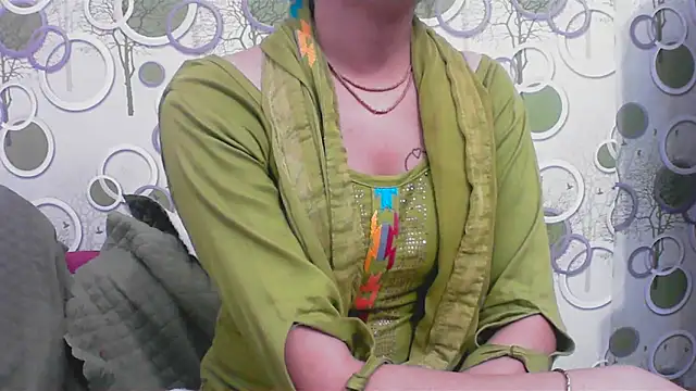 elize   online show from 02-15-26, 09:41