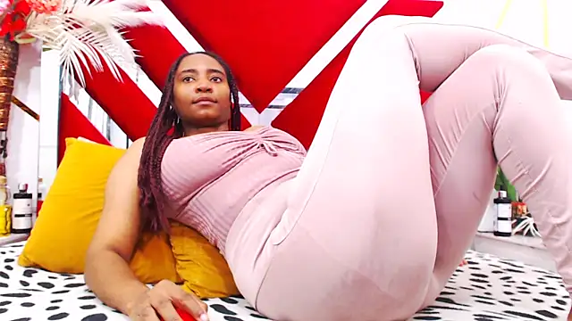 AmbarSmit online show from 12-19-25, 08:38