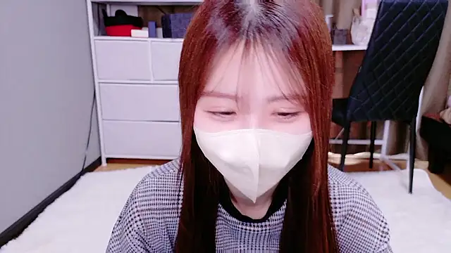 Snapshot of Ema_o0_chan chatting on 11-29-25, 05:43 Ema o0 chan online show from 11-29-25, 05:43