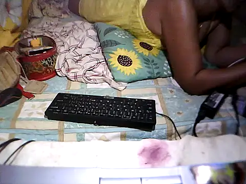 Snapshot of ImSoHorny4uxxx chatting on 09-25-25, 07:45 ImSoHorny4uxxx online show from 09-25-25, 07:45