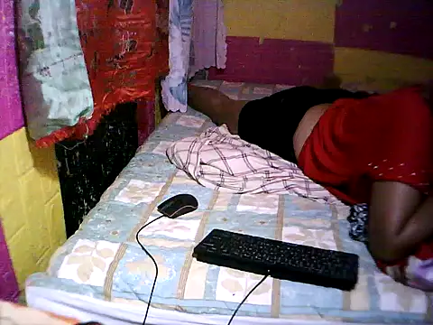Snapshot of ImSoHorny4uxxx chatting on 10-08-25, 01:31 ImSoHorny4uxxx online show from 10-08-25, 01:31