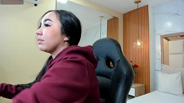 julieta rosee online show from 12-03-25, 09:57