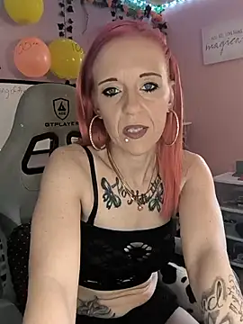 Purple2StayThnxx online show from 09-25-25, 02:21