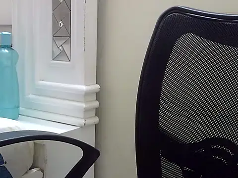 Simranjeet kaur26 online show from 10-10-25, 12:26