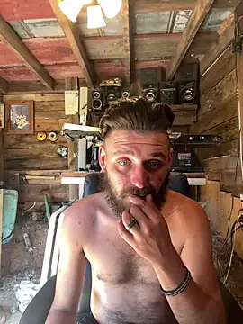luke42092 online show from 10-15-25, 04:18