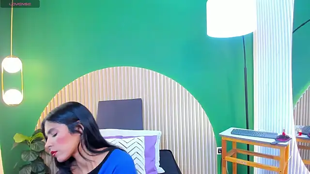 milavega  online show from 04-17-26, 05:05