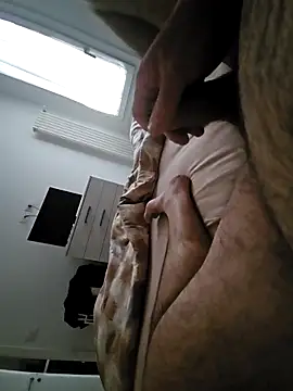 Snapshot of Dany2150 chatting on 12-05-25, 02:58 Dany2150 online show from 12-05-25, 02:58