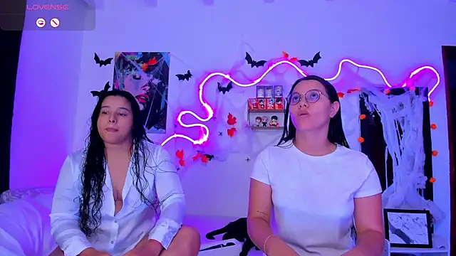 Dilan and Mia online show from 10-17-25, 10:56