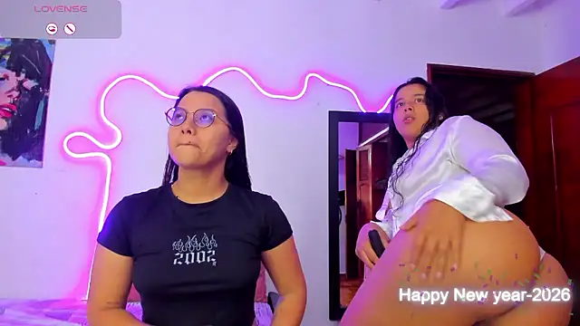 Dilan and Mia online show from 01-08-26, 12:51