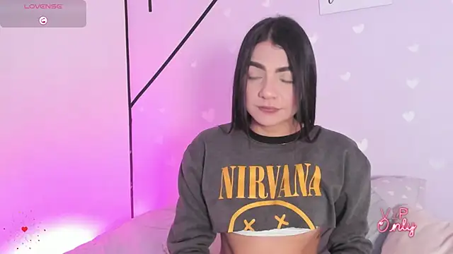 MiahCornell  online show from 03-05-26, 09:33