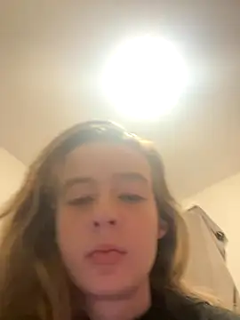 SeccySerena online show from 11-15-25, 09:21