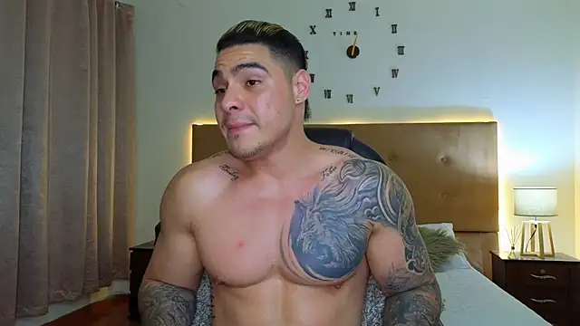 Snapshot of Steven_Velez chatting on 11-01-25, 03:52 Steven Velez online show from 11-01-25, 03:52