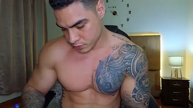 Snapshot of Steven_Velez chatting on 11-19-25, 01:38 Steven Velez online show from 11-19-25, 01:38