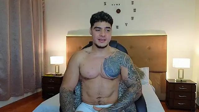 Snapshot of Steven_Velez chatting on 04-21-26, 01:42 Steven Velez online show from 04-21-26, 01:42