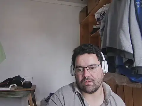 condorito222 online show from 06-06-26, 07:51