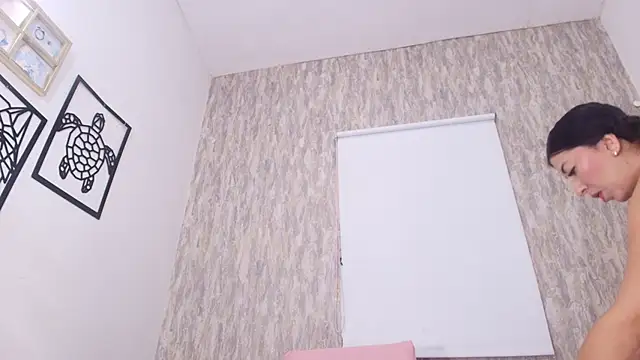 Snapshot of abbypratt chatting on 10-12-25, 07:13 abbypratt online show from 10-12-25, 07:13