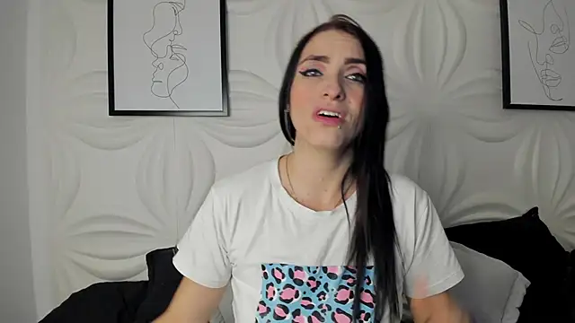 MeganHoffmaan online show from 04-23-26, 04:03