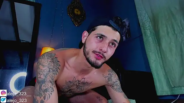 Snapshot of alejo__323__ chatting on 09-13-25, 02:11 alejo 323 online show from 09-13-25, 02:11