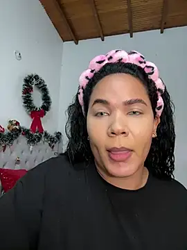 Snapshot of kristal_benet chatting on 12-04-24, 05:00 kristal benet online show from 12-04-24, 05:00