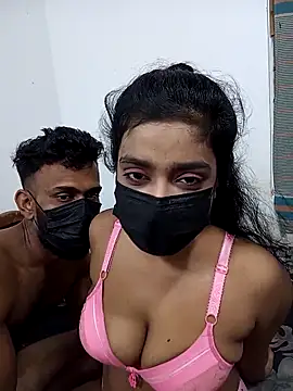 Snapshot of Darkchocosl8 chatting on 02-08-26, 06:39 Darkchocosl8 online show from 02-08-26, 06:39