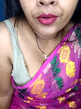 Snapshot of Naughty-Chaaya chatting on 03-06-26, 05:42 Naughty-Chaaya online show from 03-06-26, 05:42