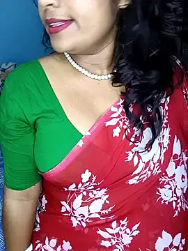 Snapshot of Naughty-Chaaya chatting on 03-10-26, 05:40 Naughty-Chaaya online show from 03-10-26, 05:40