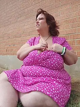 Snapshot of g0lden_are0las89 chatting on 09-23-25, 04:54 g0lden are0las89 online show from 09-23-25, 04:54