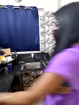 priya 26 online show from 11-11-25, 08:25